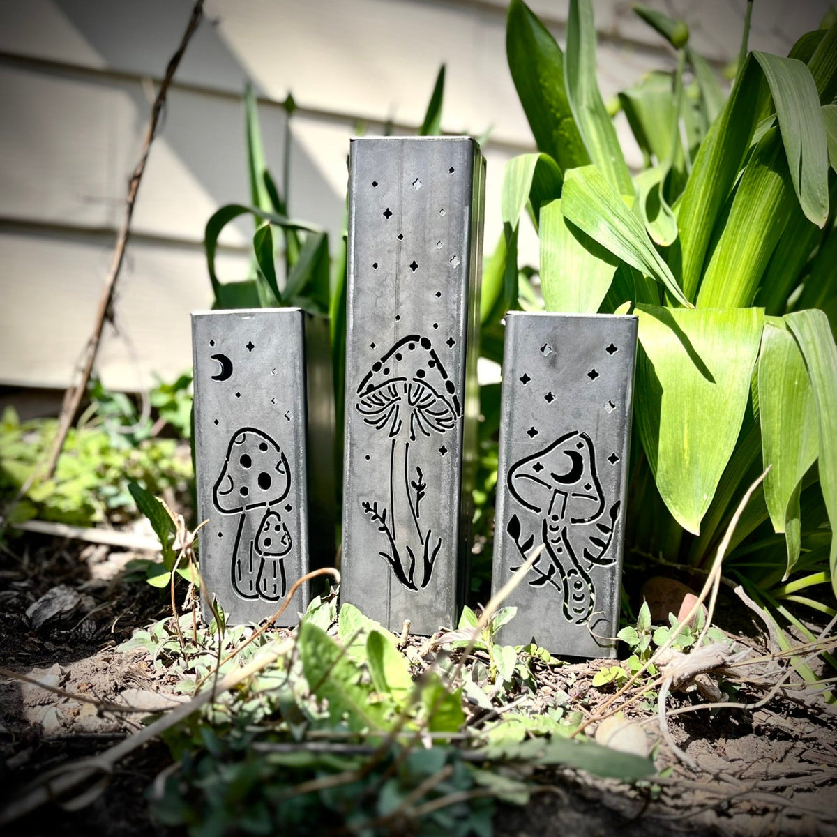 Fungi Solar Tube Lights - Steel Mushroom Lights