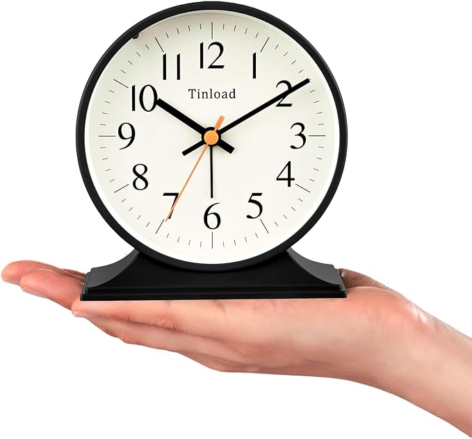 4.5"Retro Analog Alarm Clock,Vintage decor , Super Silent Non Ticking Small Clock with Manual Light, Snooze, Battery Operated, for Bedroom, Living Room, Office,Nightstand, Bedside, Desk ,Table(Black)