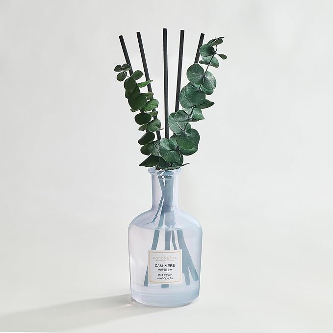 COCORRÍNA Cashmere Vanilla Reed Diffuser – 6.76 oz Essential Oil with Sticks & Dried Eucalyptus Branches, Home Fragrance for Bedroom or Bathroom Décor