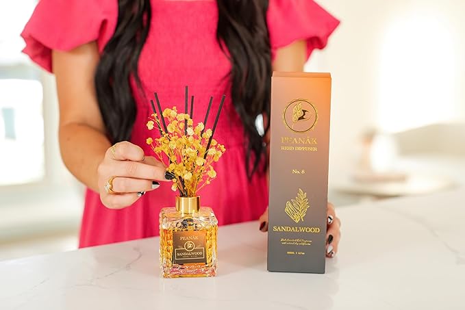 Reed Diffuser Set - Sandalwood Orange Oil, Oil Diffuser Sticks, Bathroom Diffuser, Bathroom Decor, 200ml with Preserved Flowers - PEANÄK