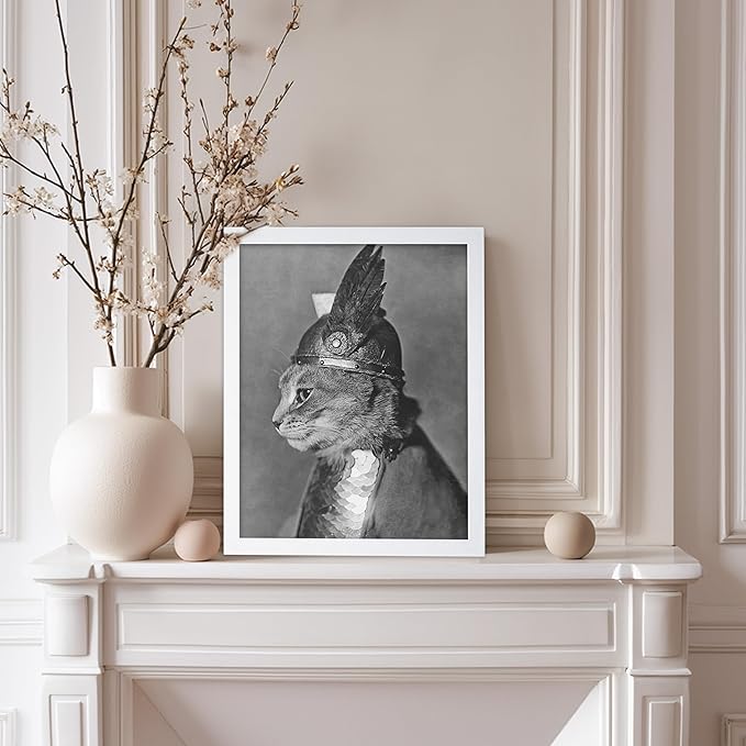 Poster Master Vintage Armored Cat