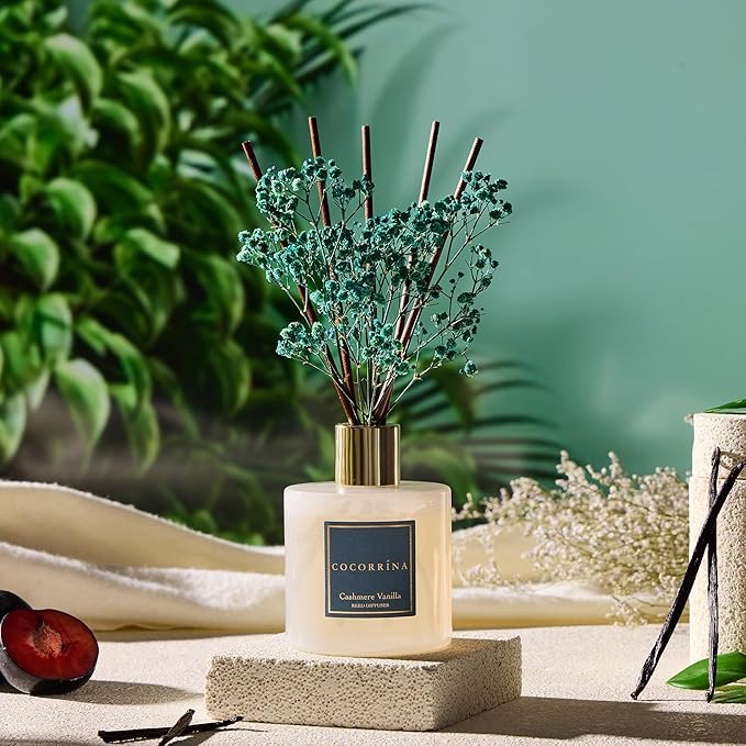 COCORRÍNA Reed Diffuser - Cashmere Vanilla 17 Fl.oz Reed Diffuser with 8 Sticks Scented Diffuser with Preserved Flowers for Bathroom Home Decor