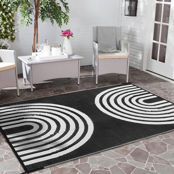 Anidaroel Outdoor Area Rug for Patio Clearance 5x8ft Waterproof, Reversible Plastic Straw Rug Outside Rug, UV Resistant RV Mat for Camping, Porch, Balcony, Pool Deck(Black&White, 5âx8')