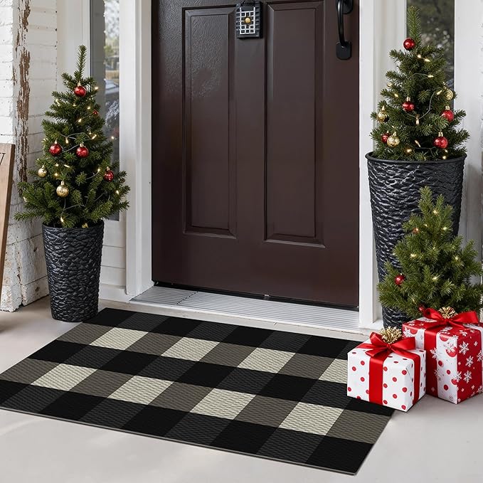 GENIMO Christmas Door Mat 18X30 Inch Buffalo Plaid Christmas Decor Rug Outdoor Checked Rugs, Washable Carpet for Front Porch, Kitchen, Farmhouse, Entryway Low Pile Doormat Black and White