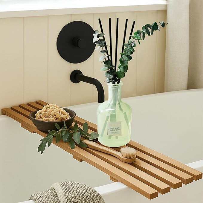 COCORRÍNA Eucalyptus & Wild Mint Reed Diffuser – 6.76 oz Essential Oil with Sticks & Dried Eucalyptus, Home Fragrance for Bedroom or Bathroom Décor
