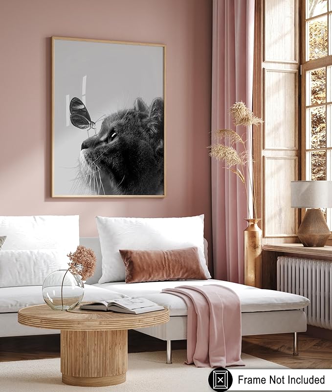 Poster Master Butterfly on Cat Poster