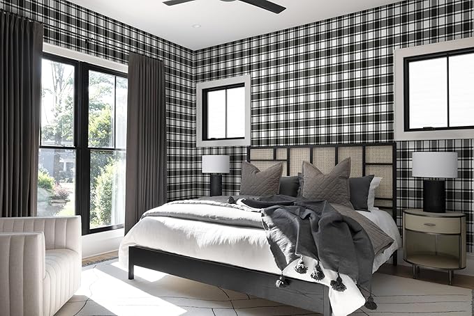 Guvana 17.7"x118" Black and White Trellis Contact Paper Peel and Stick
