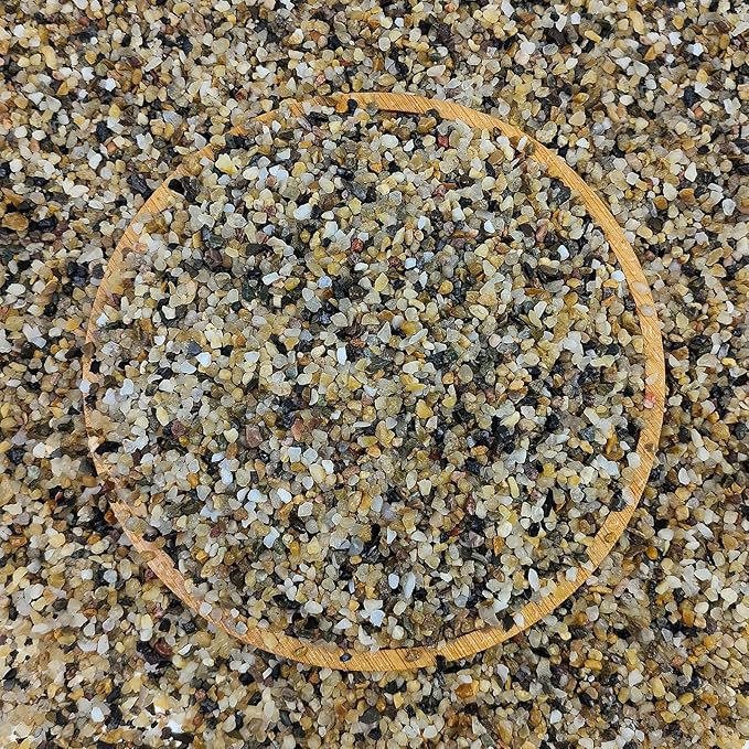 FANTIAN 40 lbs Aquarium Sand. 1/16 Inch Fish Tank Coarse Sand Pea Gravel for Aquarium, Terrariums, Vase Filler, Plant, Soil Drainage and Outdoor Gardens, Landscaping